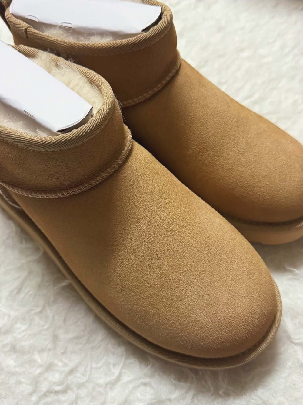 NEW IN BOX UGG Classic Ultra Mini Boots SAND size 9